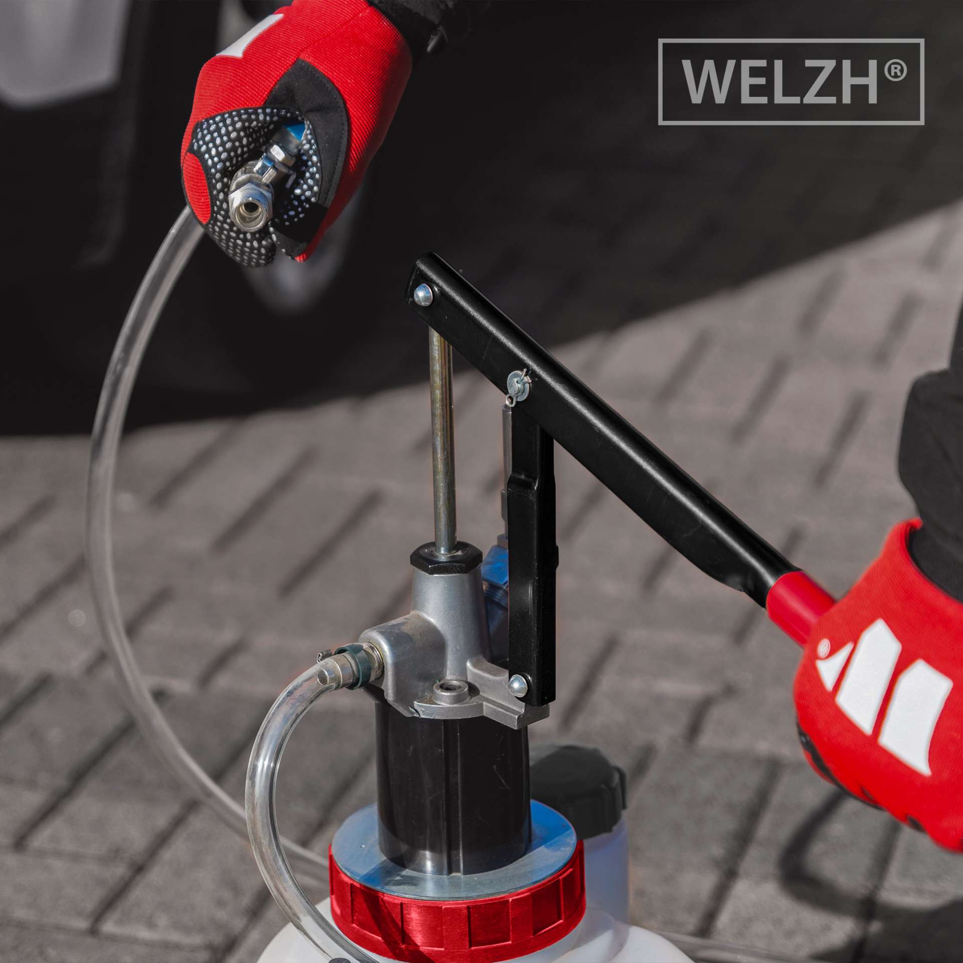 Transmission Oil Filler Tool ATF with 22-Piece Adapter Set 8ltr - Welzh Werkzeug Transmission Oil Filler Tool ATF with 22-Piece Adapter Set 8ltr - Welzh Werkzeug
