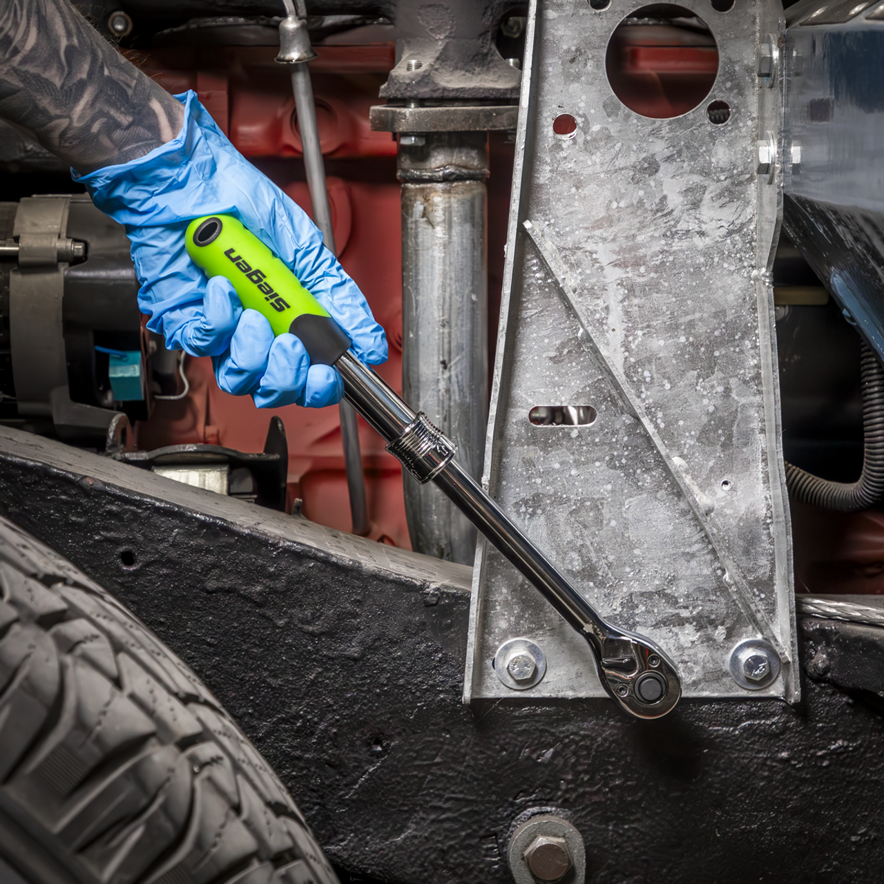 Siegen Extendable Ratchet Wrench 3/8'Sq Drive Siegen Extendable Ratchet Wrench 3/8'Sq Drive